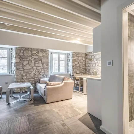 1 Bedroom In *